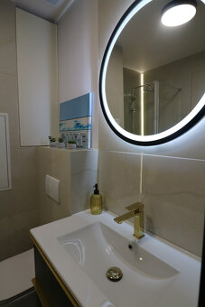 Prenájom 2 - izbového bytu Bulvár - 10