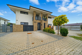 BOSEN | 3 izb.byt čiastočne zariadený s vlastným parkovaním - 10