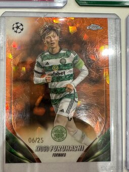 TOPPS CHROME FUTBALOVÉ KARTY LIMITOVANÉ KARTIČKY - 10