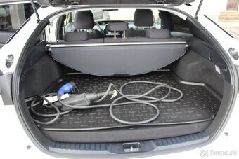 Toyota Prius 1.8 Plug-in Hybrid Executive - 10