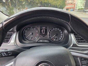 Škoda Rapid Spaceback 1.4 TSI - 10