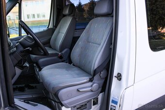 Volkswagen Crafter 2.5 TDI 9 MIEST - 10