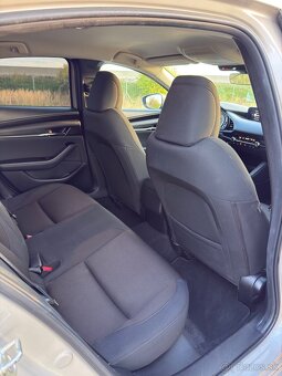 Mazda 3 2.0 Skyactive-G 90kw 2022 - 10