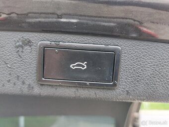 Škoda Superb Combi 1.6 TDI CR DPF Ambition - 10