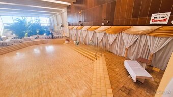 Reprezentatívny multifunkčný objekt - 10