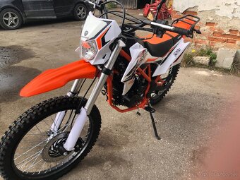 Nove Cestné enduro DEFENDER 250 cm3 - kolesá 21/18 + Štartér - 10