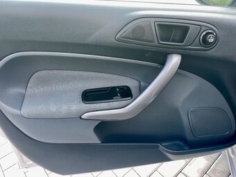 Ford Fiesta - 10