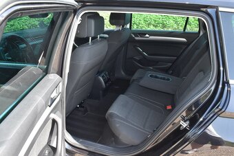 Volkswagen Passat Variant 2.0 TDI DSG /VIRTUAL/ 15.999,- EUR - 10