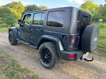 Jeep Wrangler 2.8CRd Sahara automat - 10