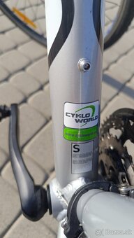 Predám bycikle horský bicykel Kellys a cestný Giant - 10