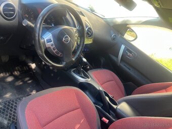 Nissan Qashqai 2.0 benzín - 10