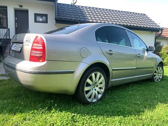 Skoda superb 2.5 6v 120kw - 10