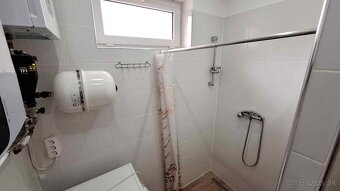 PREDAJ - Kompletne prerobený 3 izbový prízemný rodinný dom - 10