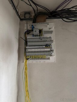 KOMPLETNÉ REKONŠTRUKCIE BYTOV A DOMOV - 10