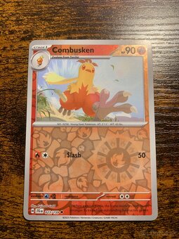 Pokemon karty - 10