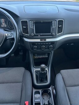 Volkswagen Sharan 2.0 CR 110kW, Highline, 12/2018,serviska - 10