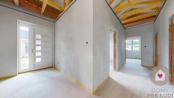 ZNÍŽENÁ CENA - 4 izbový RD bungalov 114,25 m2 na pozemku 533 - 10
