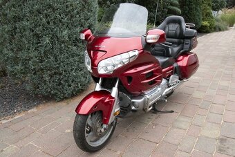 Na Dovoz Honda GL 1800 - 10