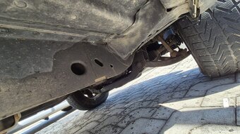 JEEP CHEROKEE 2.5 CRD Sport - 10