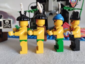 LEGO Pirates 6264 Forbidden Cove - 10