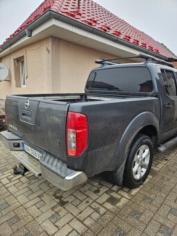 Predam Nissan Navara 2.5  manual 126 kw - 10