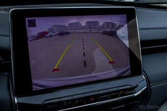 Jeep Compass 1.5 e-Hybrid Night Eagle II / NELAKOVANÉ - 10