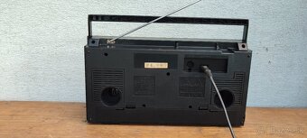 Radiomagnetofon Toshiba - 10