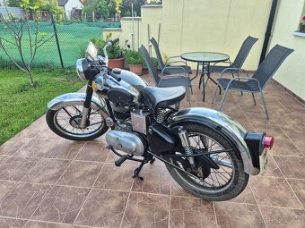 Royal Enfield Bullet 350 rok 1972 - 10