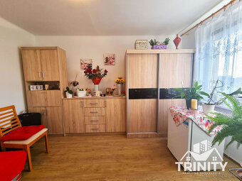 Výhradne - Na predaj 3-izbový byt s balkónom v Nových Zámkoc - 10