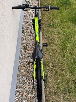 Krásny Rockrider ST100 26” ako nový + svetlá + zámok - 10