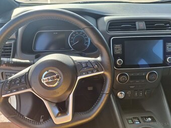 Nissan Leaf 12/2021, 23tis km - 10