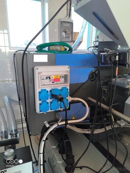 Vstřikovací lis na plasty JSW J100ADS-180U 45 - 10