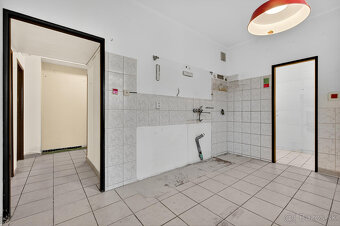 Predaj 3-izbového bytu s loggiou a balkónom – Vietnamská uli - 10