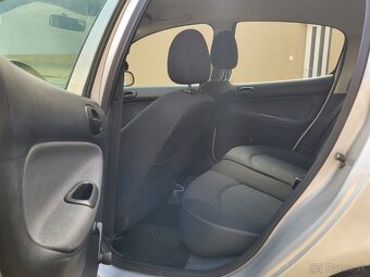 Peugeot 206 Plus  1.1.i 44kw - 10