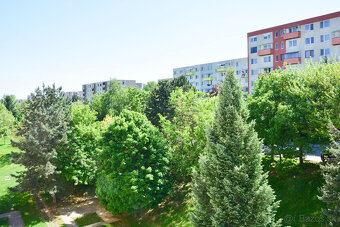Veľký 3-izbový byt 73m2 s kumbálom na Klokočine. - 10