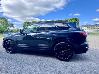 VOLKSWAGEN TUAREG R-Line 4x4 DSG 2022 - 10