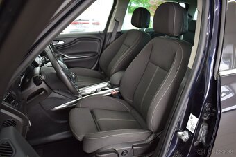 Opel Zafira 1,4 TURBO, NAVI,KAMERA,TAŽNÉ - 10