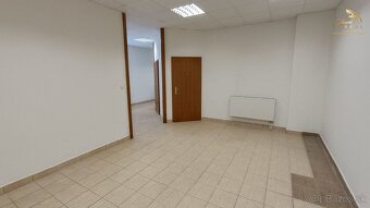 Administratívno-apartmánová budova - 10
