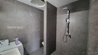 ZNÍŽENÁ CENA za SUPER 6 izb. RD 202 m2, pozemok 700 m2, bazé - 10