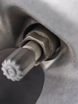 Alu disky 5x114,3 r17 na Hyundai Kona letné pneu 215/55 r17 - 10