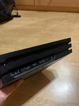 PREDÁM PLAYSTATION 4 Pro 1TB - 10