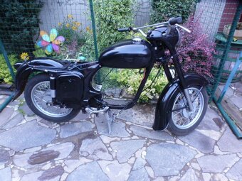 Jawa 350 - 10
