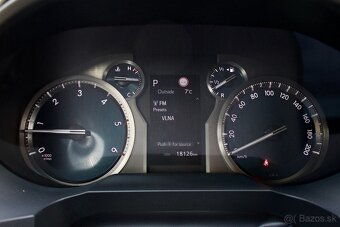 Land Cruiser 2.8 D, 4x4, 18 126 km,WEBASTO, odpočet DPH. - 10