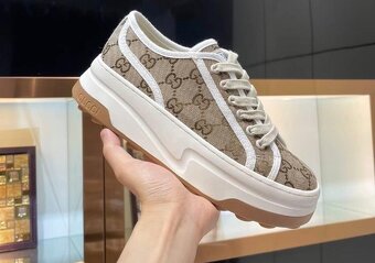 GUCCI - dámske tenisky 39. - 10
