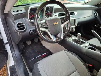 Chevrolet Camaro SS z roku 2015 - 10