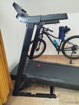 Predám elektrický bežecký pás Trinfit Gara T250 - 10