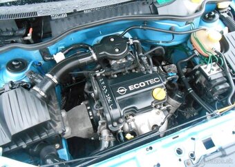 Opel Corsa 1,0 12V Comfort Serviska benzín - 10