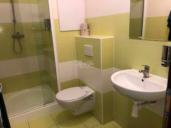 Na predaj veľký apartmán v Podhájskej - 10