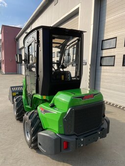 AVANT 528 s kabínou, nový - predvádzací - 10