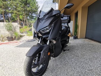 YAMAHA X MAX 125 - 10